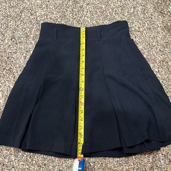 blue pleated skirt - Picture 3 of 4